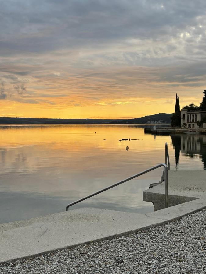 Apartments Frigan Maslenica Zewnętrze zdjęcie