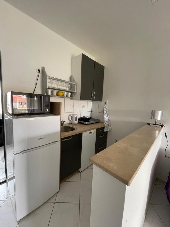 Apartments Frigan Maslenica Zewnętrze zdjęcie